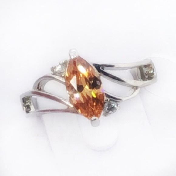 Morganite Ring - Picture 1 of 6